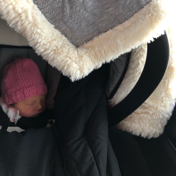 Meet your Posher, Karen - Picture 1 of 1